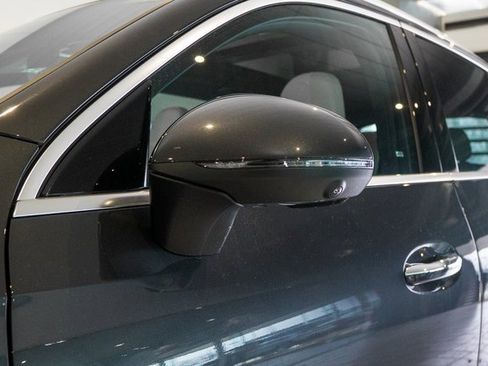 New 2026 Mercedes-Benz GLC 300 4MATIC image 9