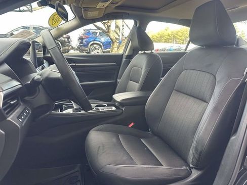 Used 2023 Nissan Altima 2.5 SV w/ SV Premium Package image 15