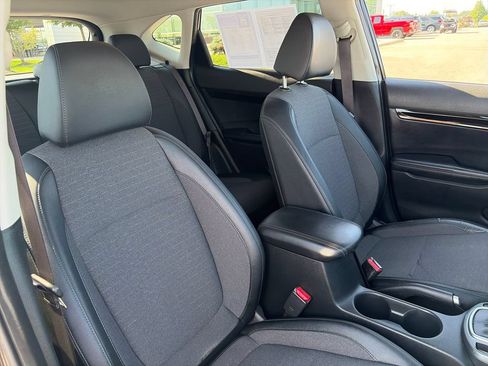 Used 2021 Kia Seltos S FWD image 12