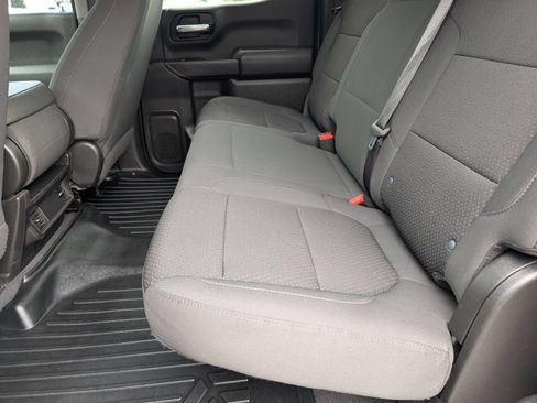 Used 2022 Chevrolet Silverado 1500 Custom w/ LPO, Blackout Package AWD/4WD image 16