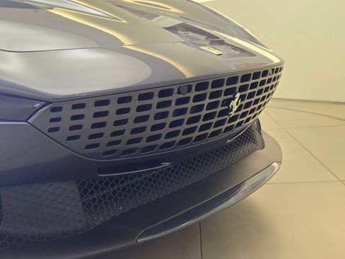 Used 2024 Ferrari Roma RWD image 4