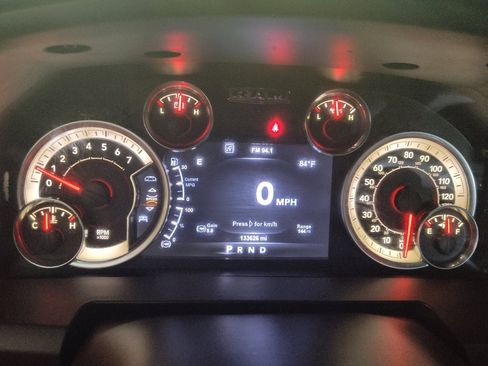 Used 2017 RAM 1500 Big Horn AWD/4WD image 23