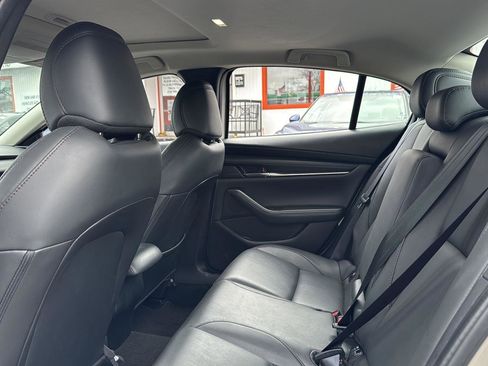 Used 2024 MAZDA MAZDA3 s image 28