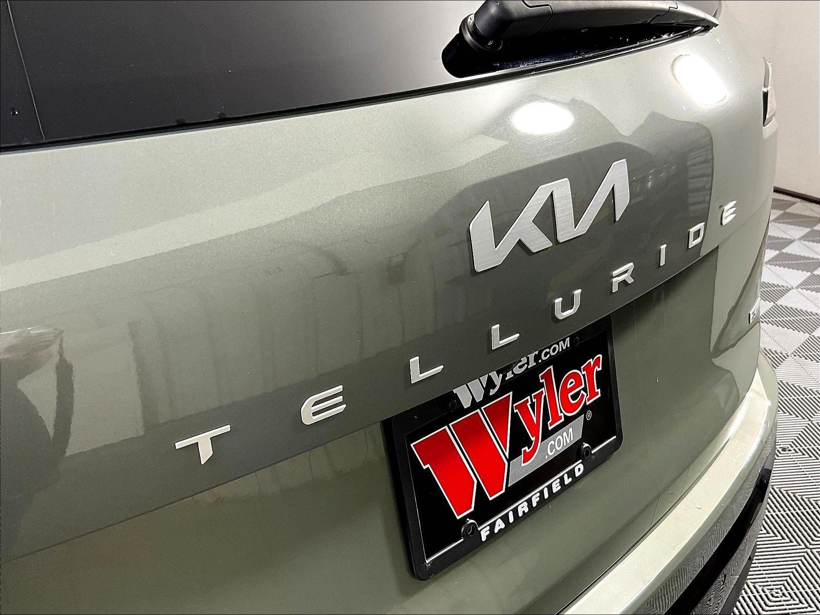 Certified 2024 Kia Telluride SX Prestige X-Line AWD/4WD image 24