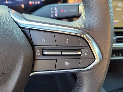 New 2026 Chevrolet Equinox EV LT image 6