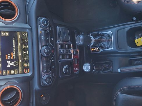 Used 2023 Jeep Gladiator Mojave w/ Cold Weather Group image 15