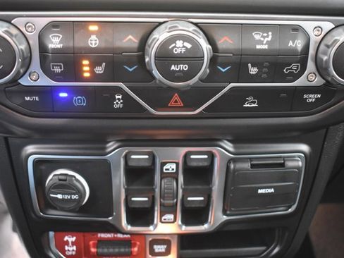 Used 2022 Jeep Wrangler Unlimited Rubicon 4xe w/ Cold Weather Group image 28