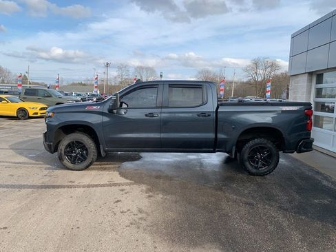 Used 2020 Chevrolet Silverado 1500 LT Trail Boss w/ Convenience Package image 3