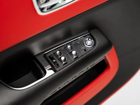 Used 2020 Rolls-Royce Wraith image 55