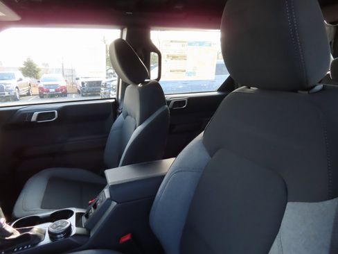 New 2025 Ford Bronco 4-Door w/ Sasquatch Package image 16