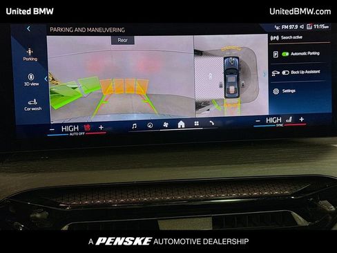 Used 2025 BMW 330i Sedan image 9