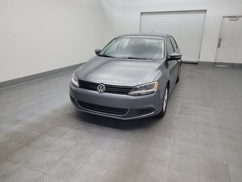 Used 2013 Volkswagen Jetta SE FWD image 15