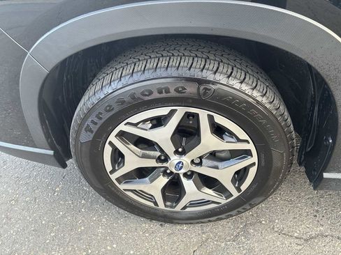 Used 2021 Subaru Forester Premium image 19