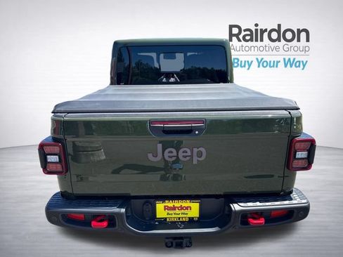 Used 2024 Jeep Gladiator Rubicon AWD/4WD image 6