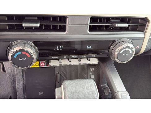 Certified 2025 Toyota Tacoma SR5 w/ SR5 Upgrade Package image 22