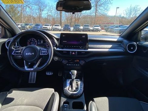 Used 2022 Kia Forte GT-Line w/ GT-Line Technology Package FWD image 13