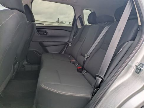 Used 2024 Nissan Rogue S FWD image 13
