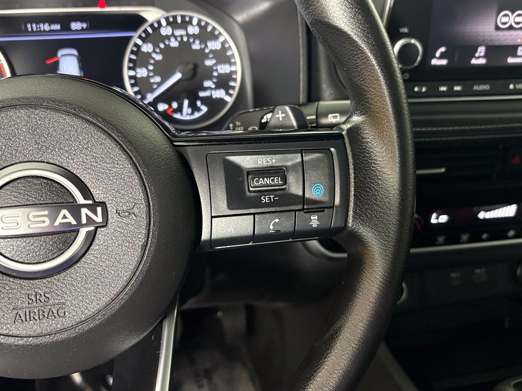 Used 2022 Nissan Rogue SV FWD image 22