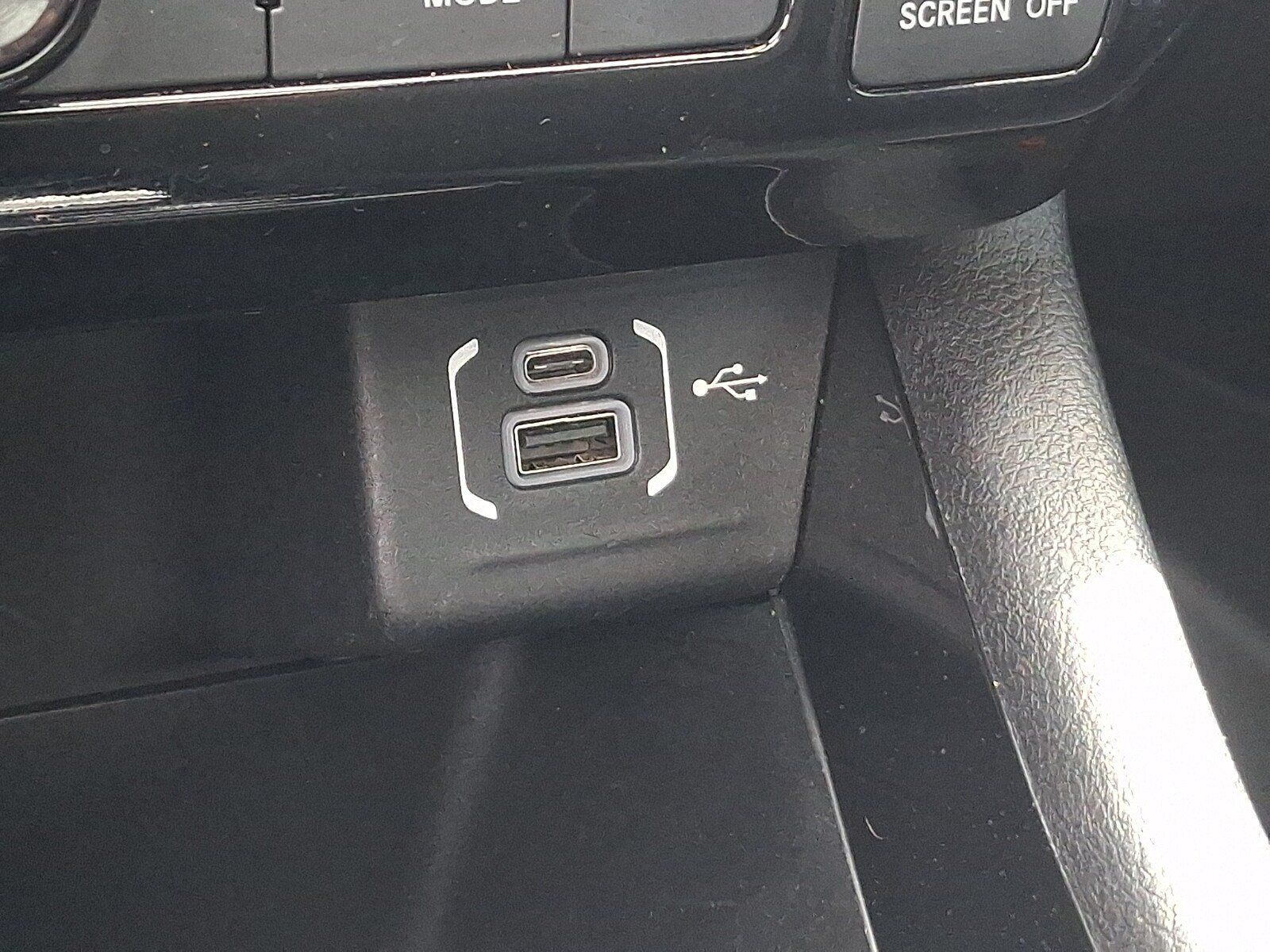 Certified 2022 Jeep Compass Limited w/ Sun and Sound Group AWD/4WD image 26