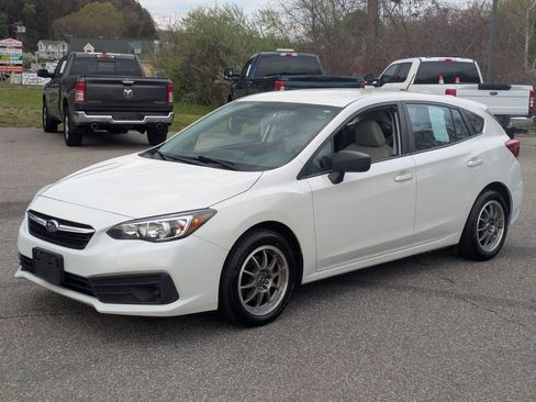Used 2022 Subaru Impreza 2.0i AWD/4WD image 5