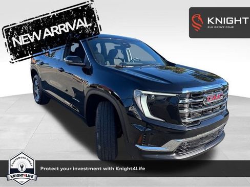 Used 2025 GMC Acadia Elevation image 1