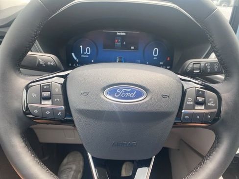 New 2025 Ford Escape Active w/ Active Premium Tech Pack image 21
