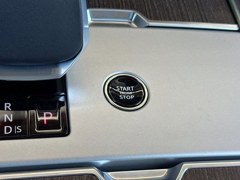 New 2026 Land Rover Range Rover SE AWD/4WD image 29