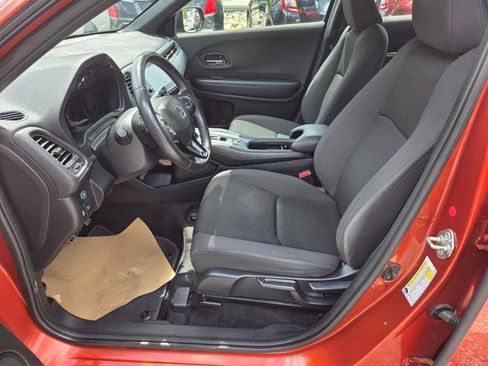 Used 2019 Honda HR-V Sport image 14