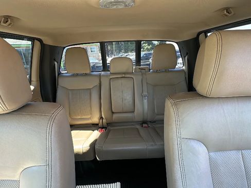 Used 2012 Ford F150 Lariat w/ Lariat Chrome Pkg image 9