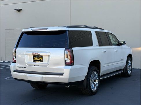 Used 2015 GMC Yukon XL SLT w/ Open Road Package AWD/4WD image 7