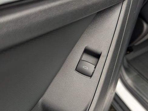 New 2026 Chevrolet Equinox LT w/ Convenience Package II image 11