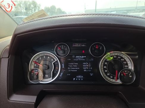 Used 2014 RAM 3500 Laramie w/ Convenience Group AWD/4WD image 17