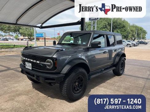 Used 2024 Ford Bronco Wildtrak AWD/4WD image 1