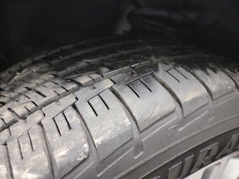 Used 2017 Lincoln MKX Reserve image 31