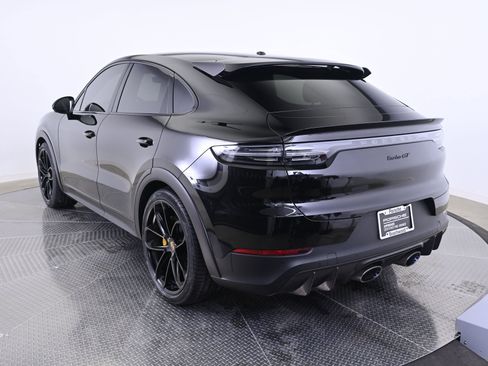 Used 2023 Porsche Cayenne Turbo GT image 3