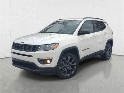 Certified 2021 Jeep Compass Latitude image 1