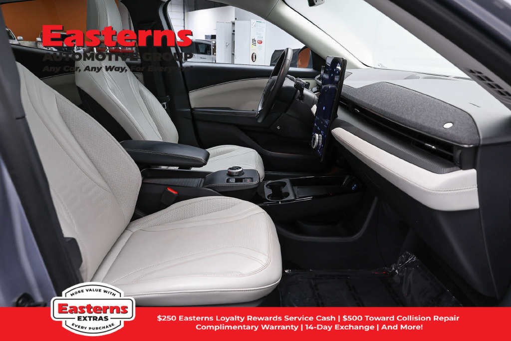 Used 2022 Ford Mustang Mach-E Premium AWD/4WD image 26