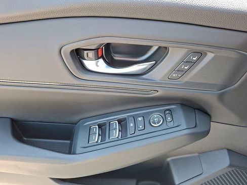 Used 2023 Honda Accord EX-L image 13