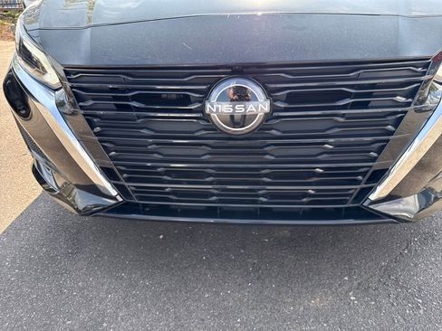 Used 2025 Nissan Altima 2.5 SL image 43