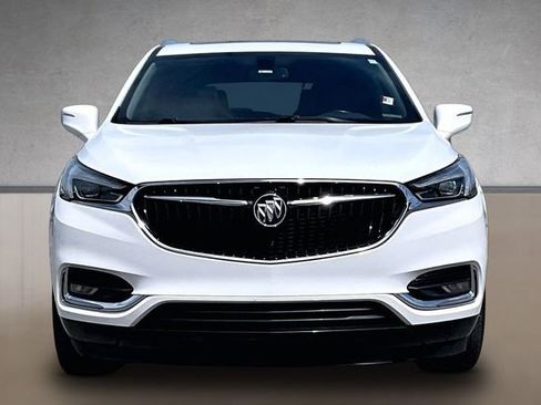 Used 2019 Buick Enclave Essence image 3