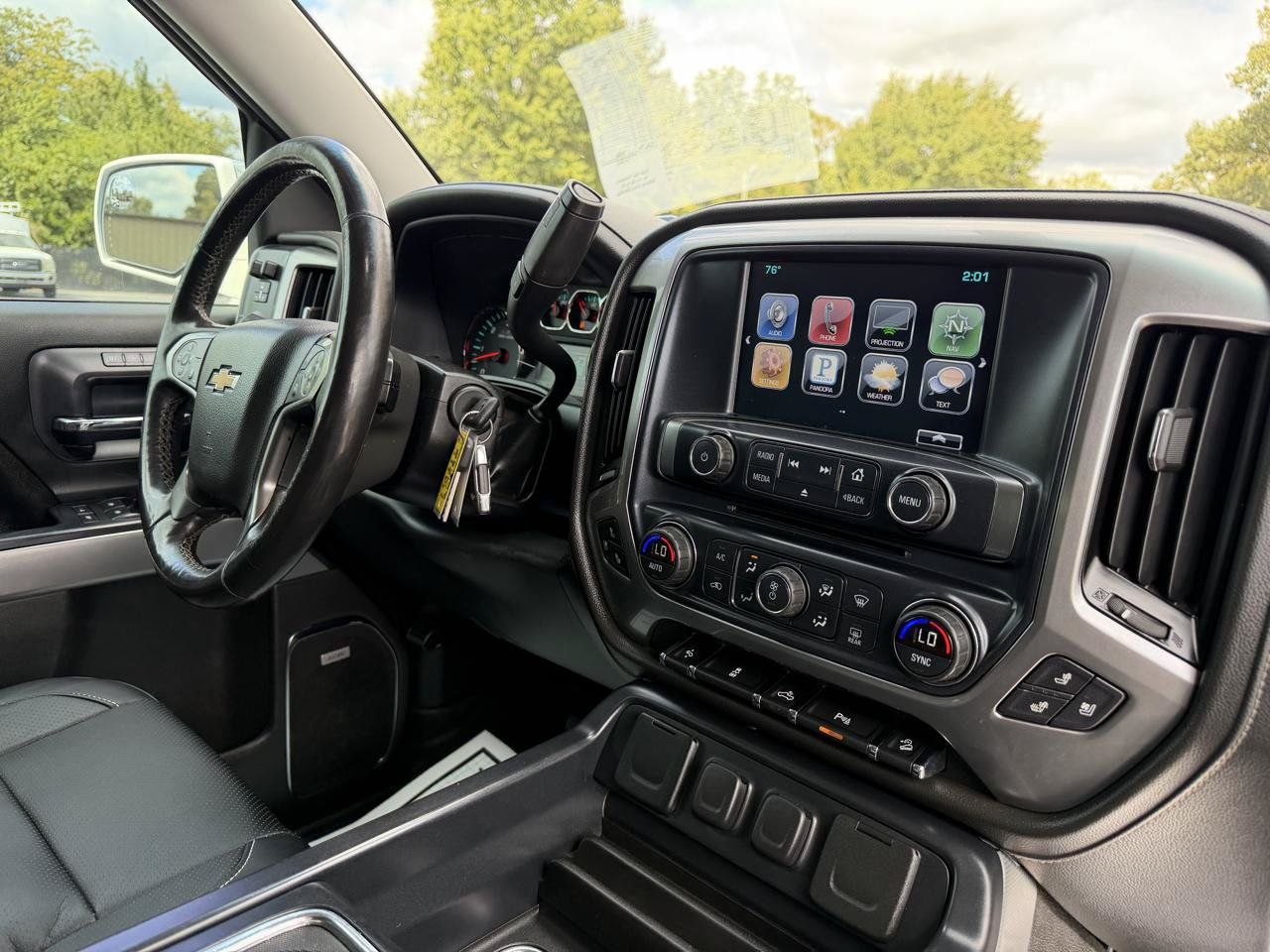 Used 2016 Chevrolet Silverado 1500 LTZ Z71 w/ LTZ Plus Package AWD/4WD image 14