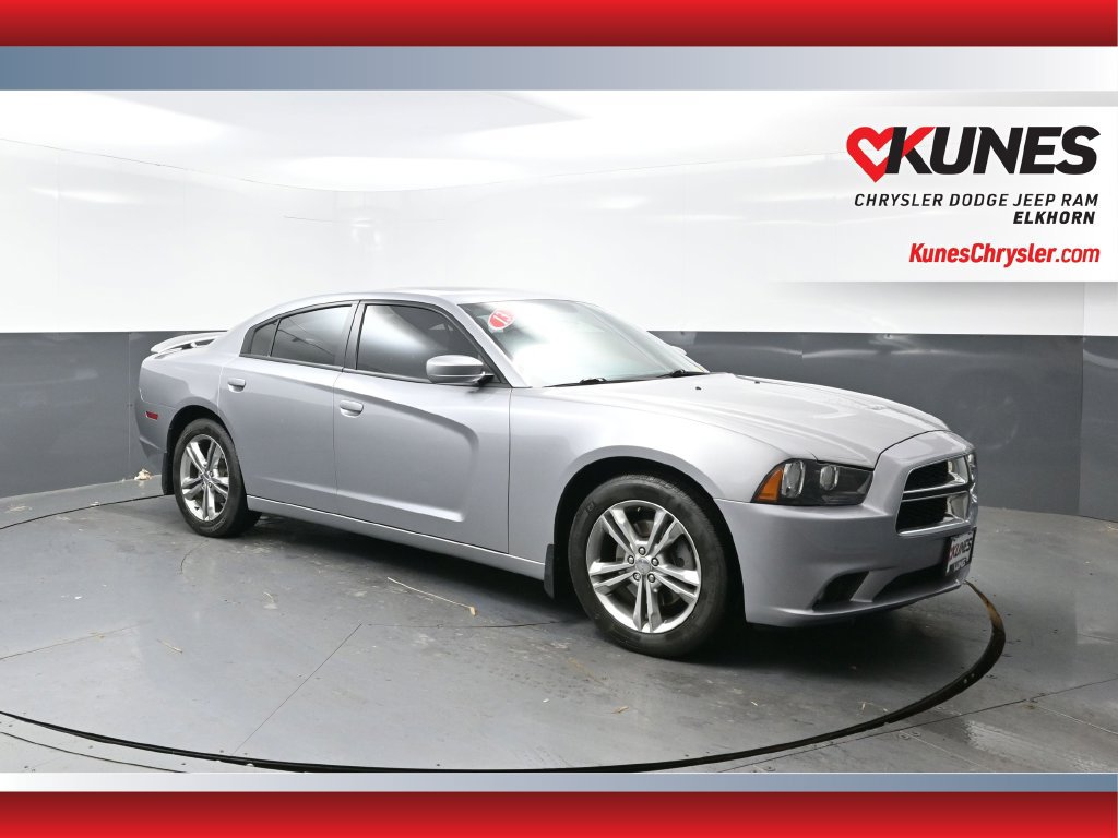 Used 2013 Dodge Charger SXT AWD/4WD image 1