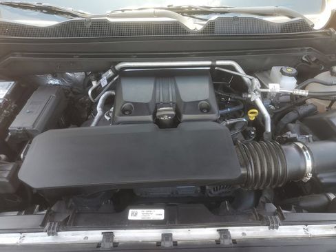 Used 2024 GMC Canyon Denali AWD/4WD image 27