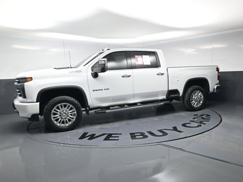 Used 2021 Chevrolet Silverado 2500 High Country image 6