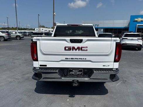 Used 2025 GMC Sierra 1500 SLT AWD/4WD image 4