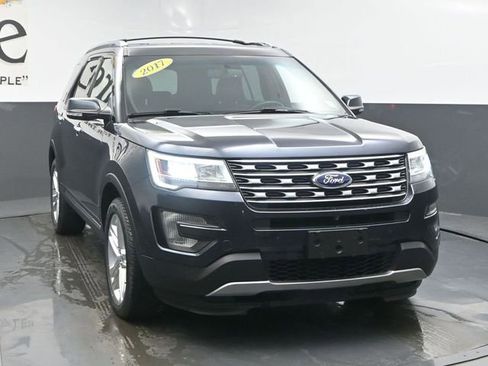 Used 2017 Ford Explorer Limited AWD/4WD image 50