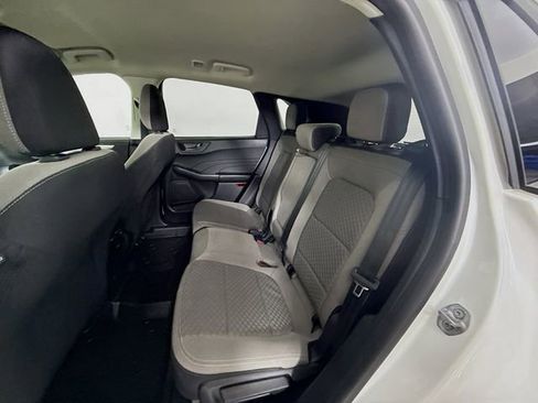 Certified 2022 Ford Escape SE w/ SE Sport Appearance Package image 24