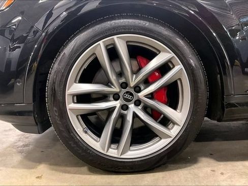 Certified 2026 Audi Q7 3.0T Prestige w/ Prestige Package AWD/4WD image 9