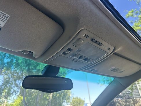 Used 2005 Lexus RX 330 AWD image 38