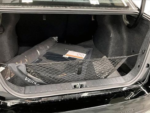 New 2025 Nissan Versa SR w/ Trunk Package image 37